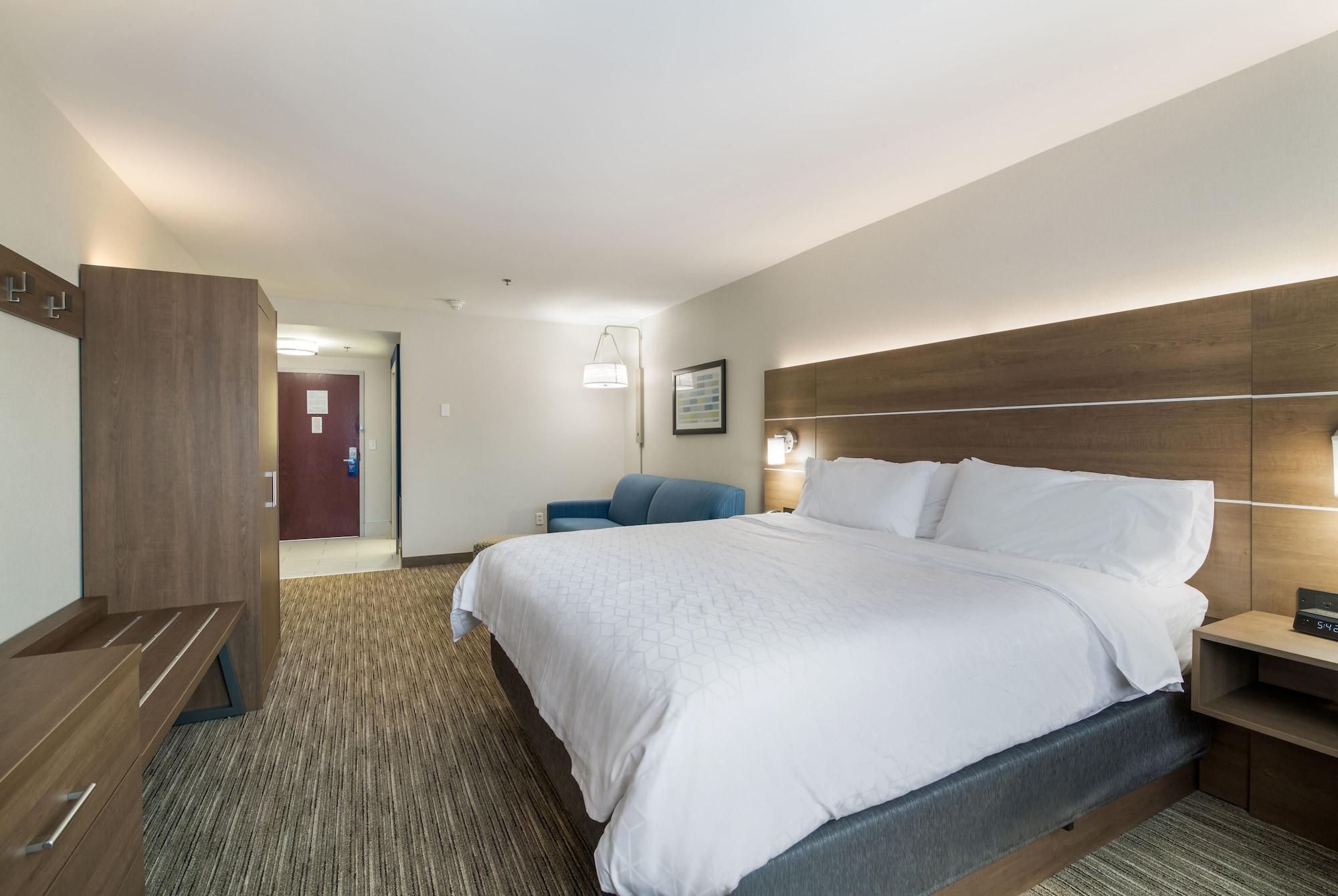 Holiday Inn Express - Plymouth By Ihg Exterior foto