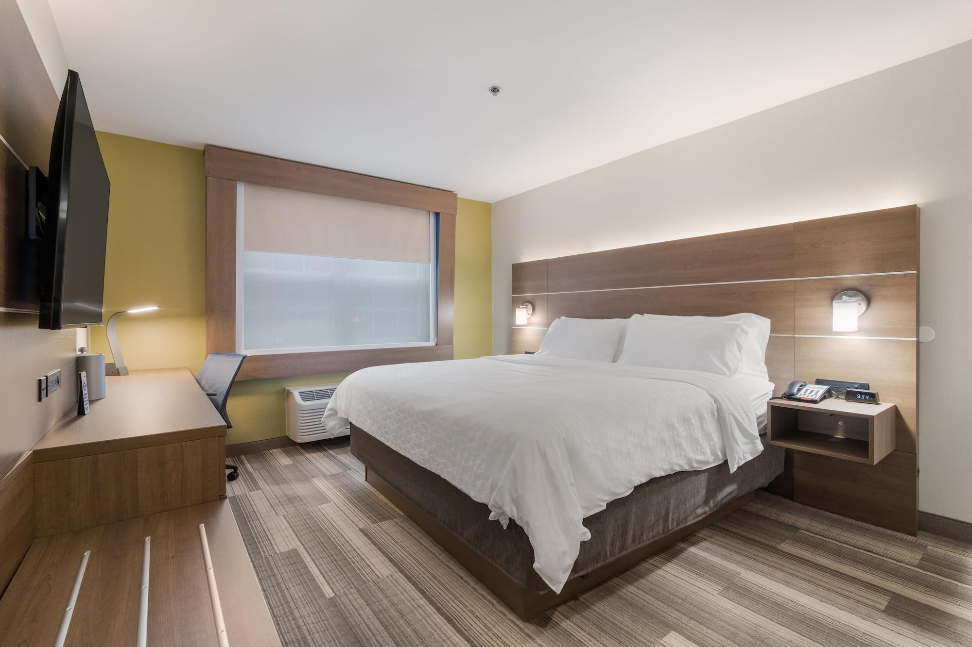 Holiday Inn Express - Plymouth By Ihg Exterior foto