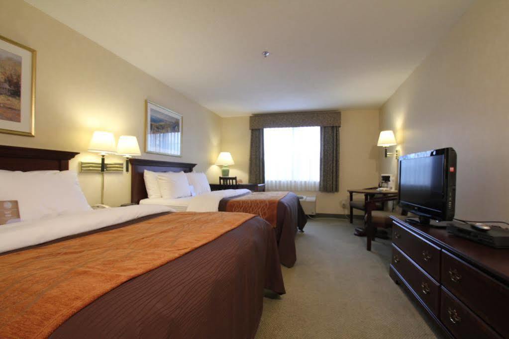 Holiday Inn Express - Plymouth By Ihg Exterior foto